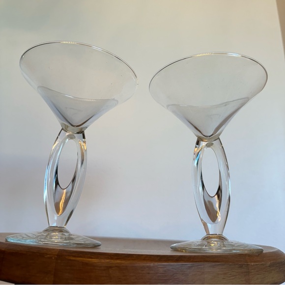 SOLD- Set Of Two Libbey 8883 Omega Martini Glasses Cocktail Open Loop Stem - Picture 5 of 9